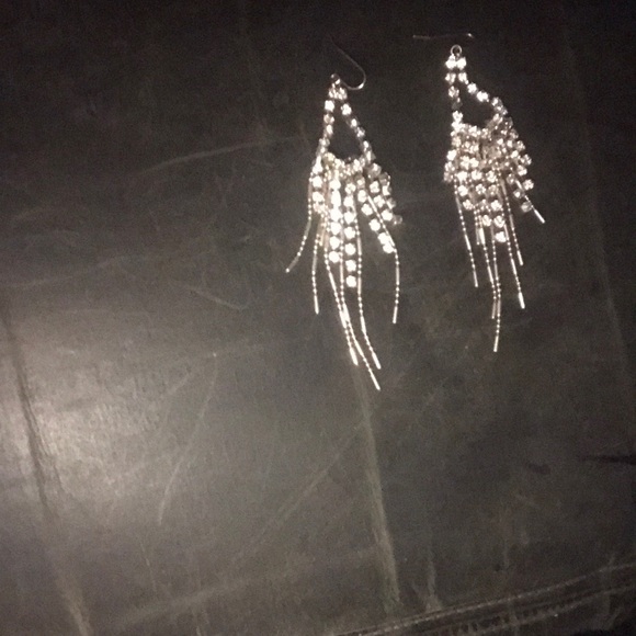 Sparkly dangle earrings - Picture 1 of 2